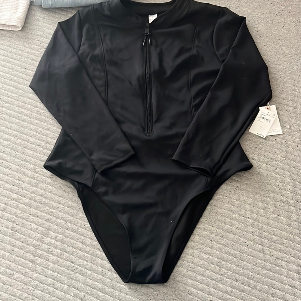 Good American bathing suit